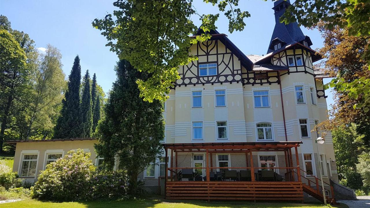 Villa Grohmann Lipová-lázně Buitenkant foto